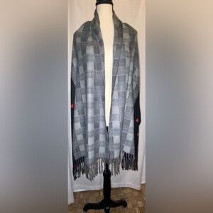 Women’s Marie‎ Claire oversized Maxi Scarf 2 in 1 extra soft gray black and red
